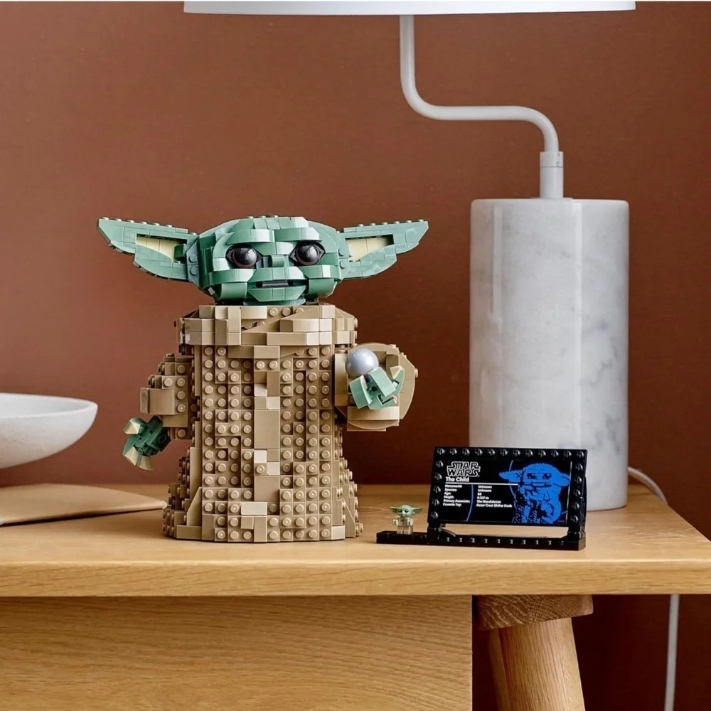 Lego Star Wars Mandalorian Child AKA Baby Yoda